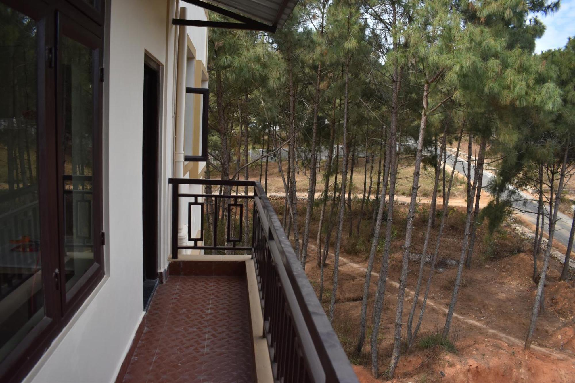 Xtsy Travellers Hostel Shillong Eksteriør bilde