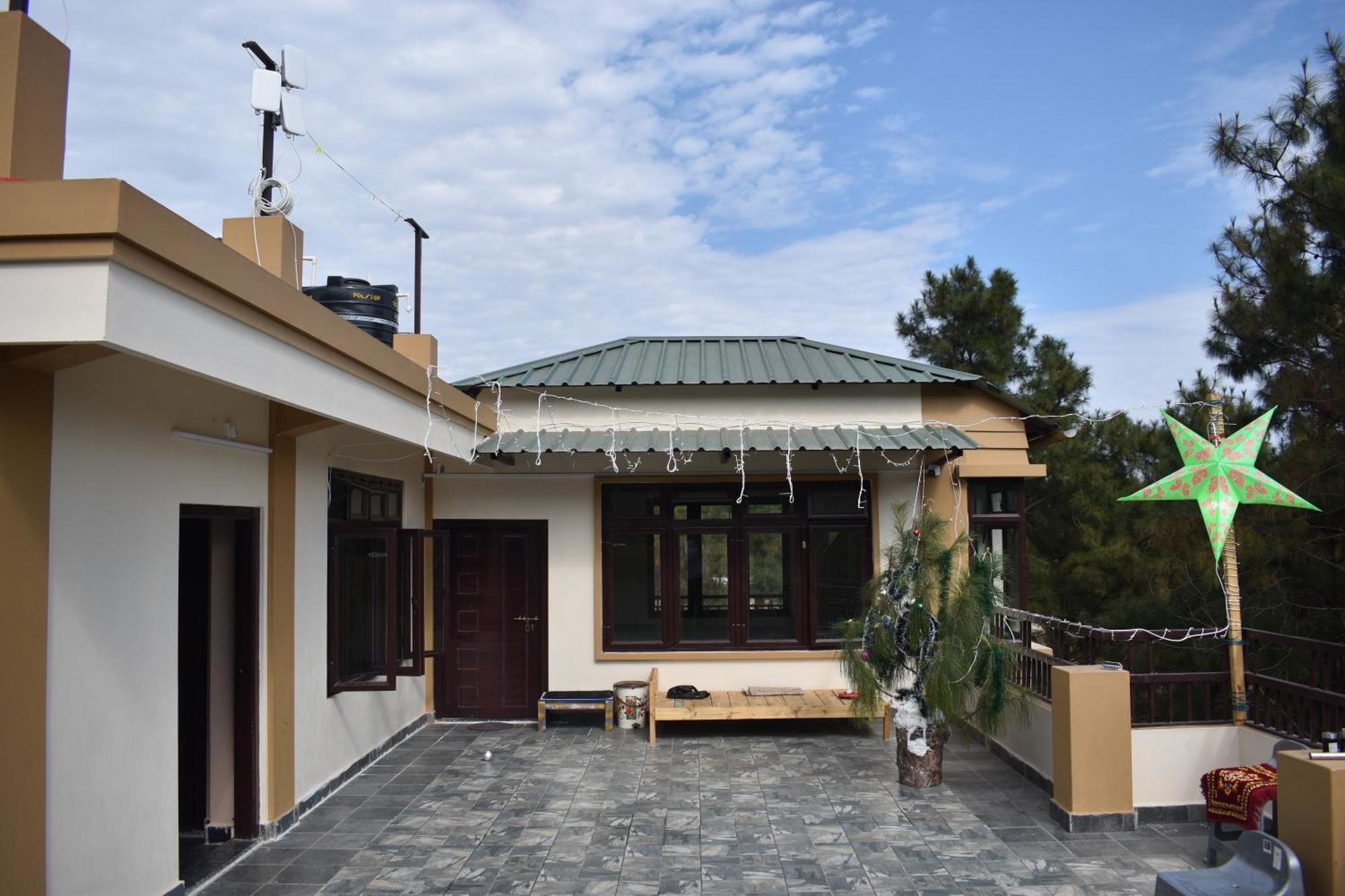 Xtsy Travellers Hostel Shillong Eksteriør bilde