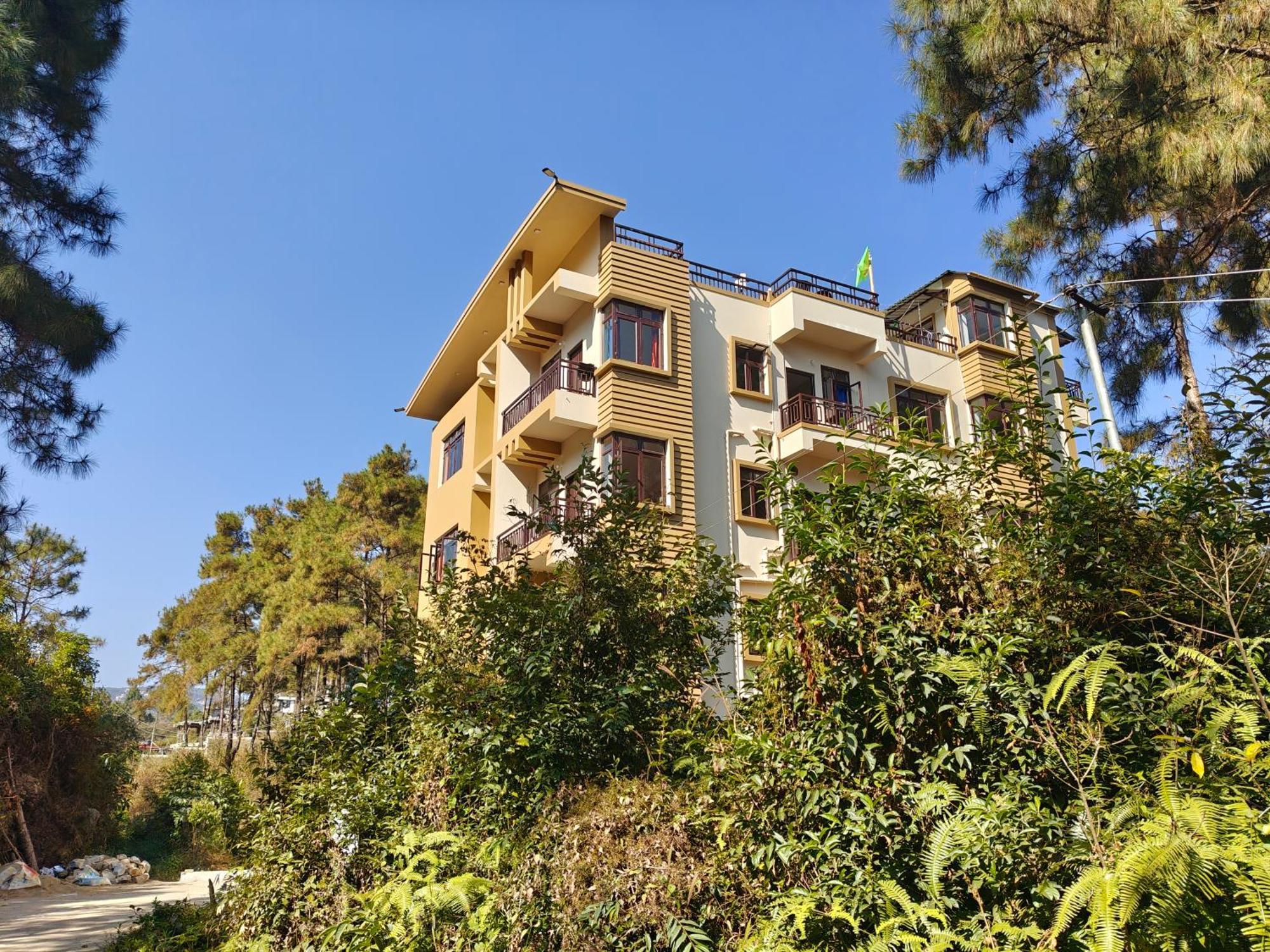 Xtsy Travellers Hostel Shillong Eksteriør bilde