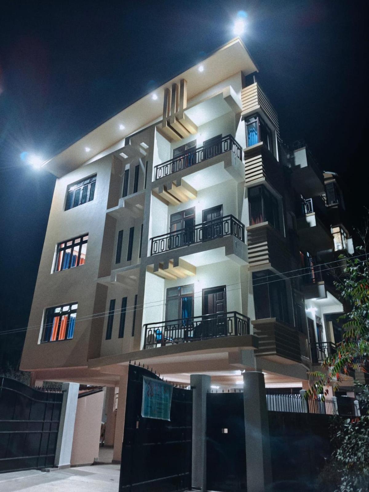 Xtsy Travellers Hostel Shillong Eksteriør bilde
