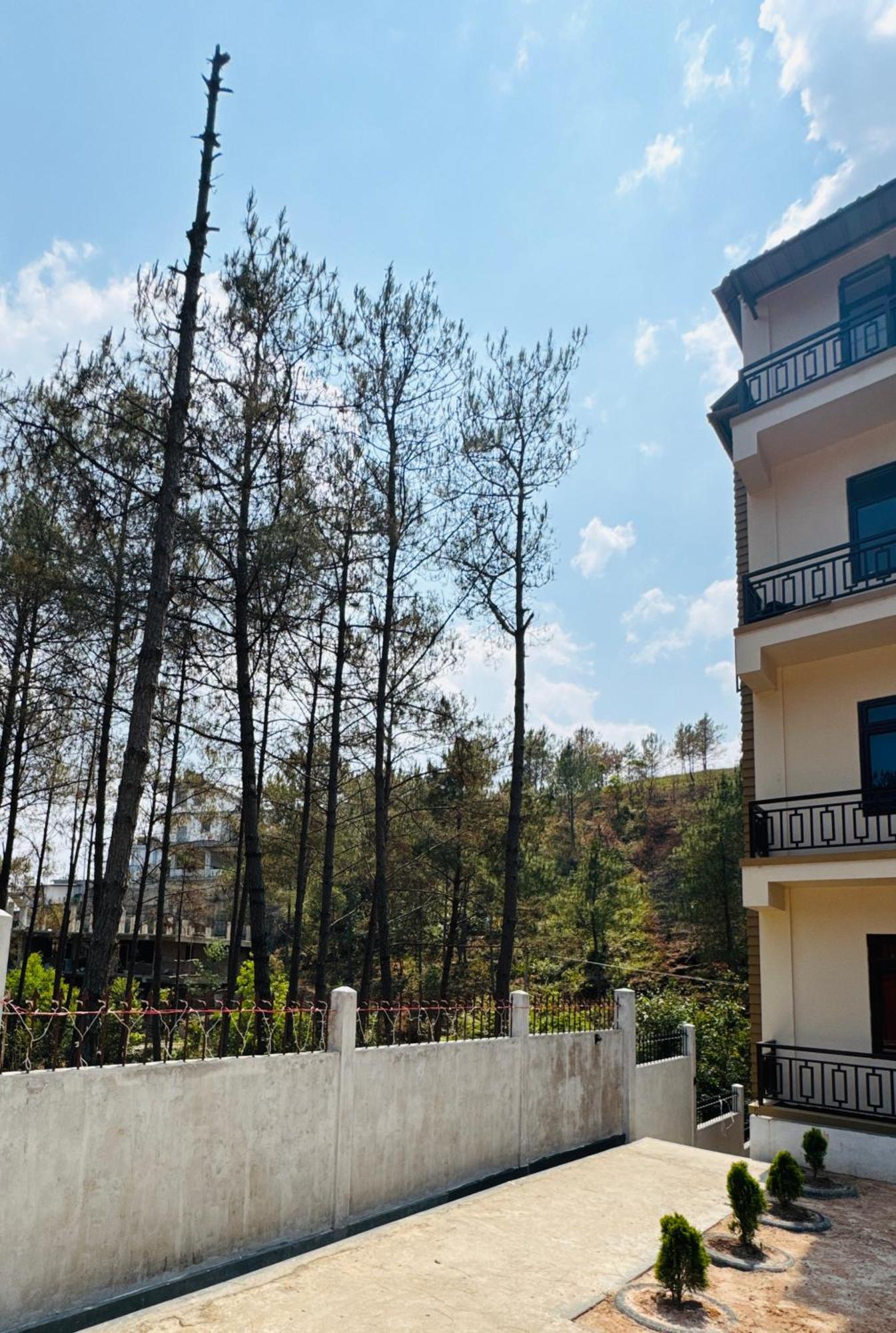 Xtsy Travellers Hostel Shillong Eksteriør bilde